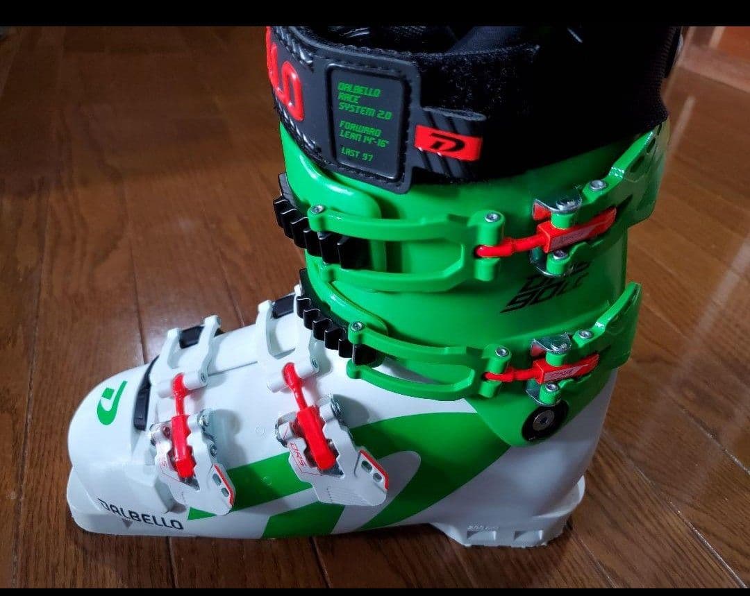 22-23 DALBELLO（ダルベロ） DRS 90 LCスキーブーツ