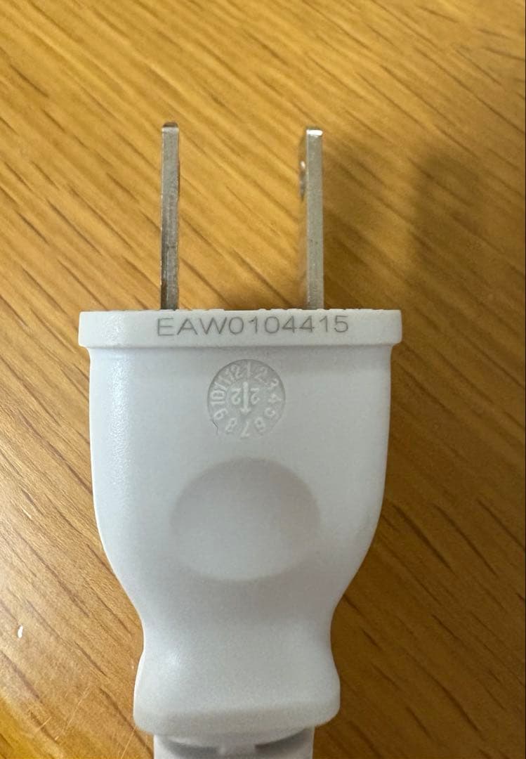 リファ　ビューテック　ドライヤープロ ホワイト　2022年製　RE-AJ02A