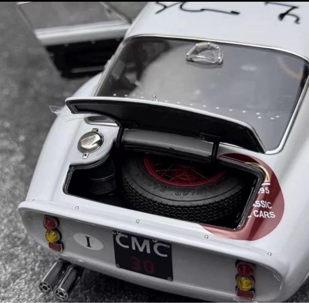 年末限定価格 CMC 1/18 フェラーリ 250 GTO 30周年ミニカー