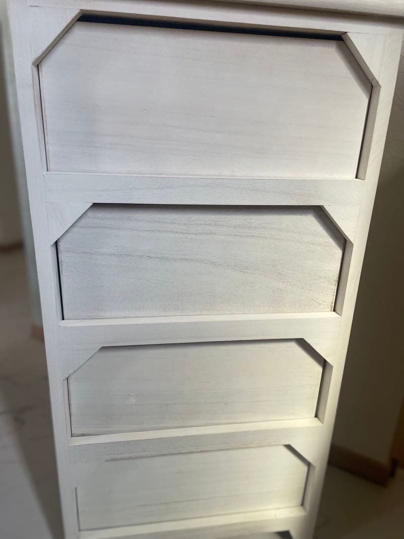 ひ*み様 天然木 アンティーク風4段チェスト