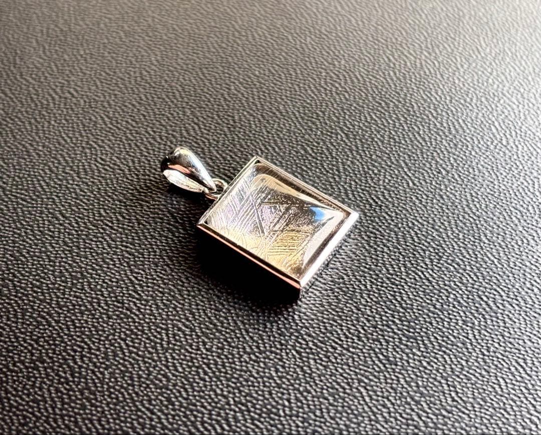 Qualia様用　宇宙の彼方から舞い降りし奇跡の隕石　プレミアムシルバーギベオン