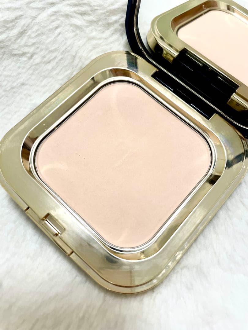 【美品】クレ・ド・ポーボーテ プードルコンパクトエサンシエル n パウダー