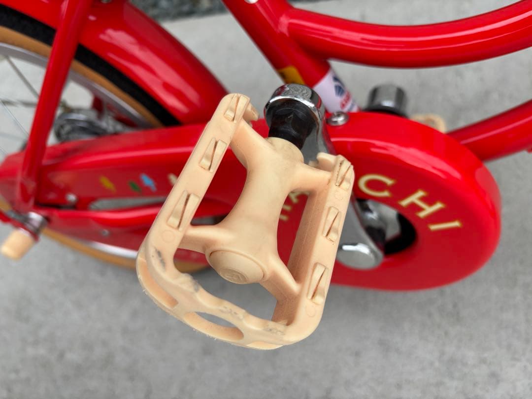 BRIDGESTONE ハッチ16インチ（引き取り希望）