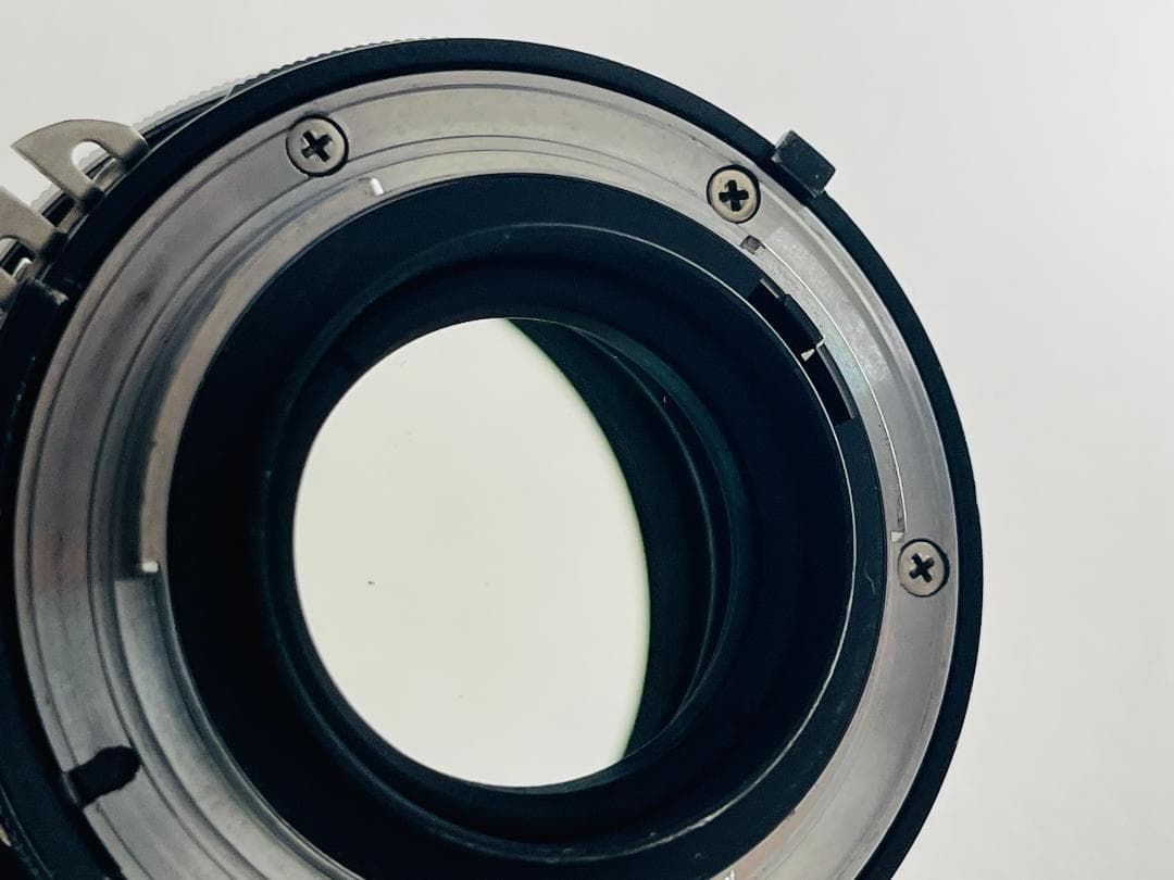 Nikon NIKKOR-H Auto 85mm F1.8 C ニコン