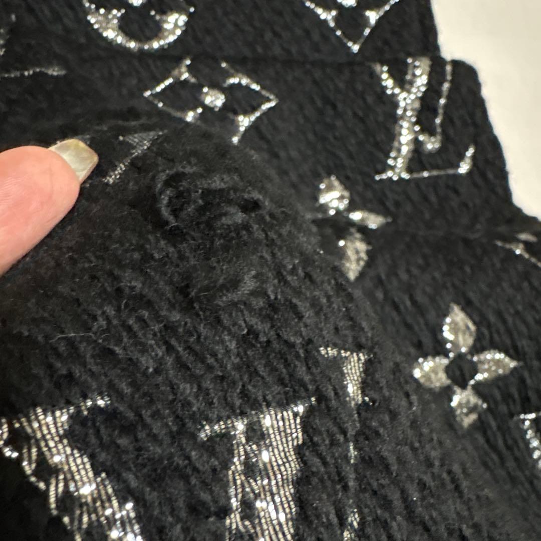 LOUIS VUITTON ブラック マフラー 箱付き