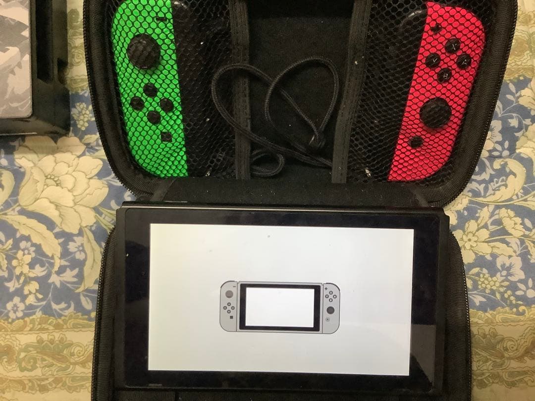 Nintendo Switch 本体 + ゲームカード3枚 + コントローラー