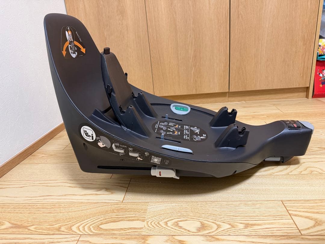 cybex (サイベックス)／ ベース Z