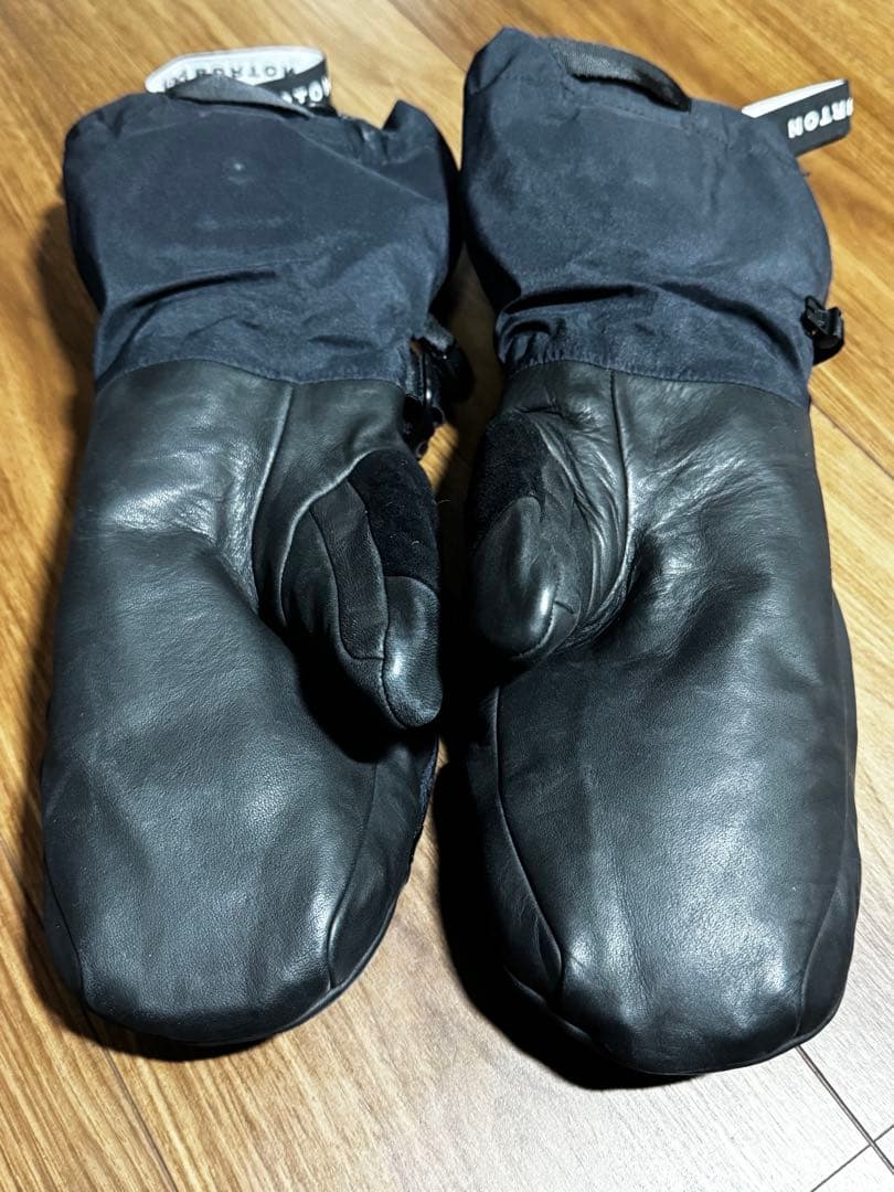 Burton AK 3L Gore-Tex Oven Mitten XSサイズ