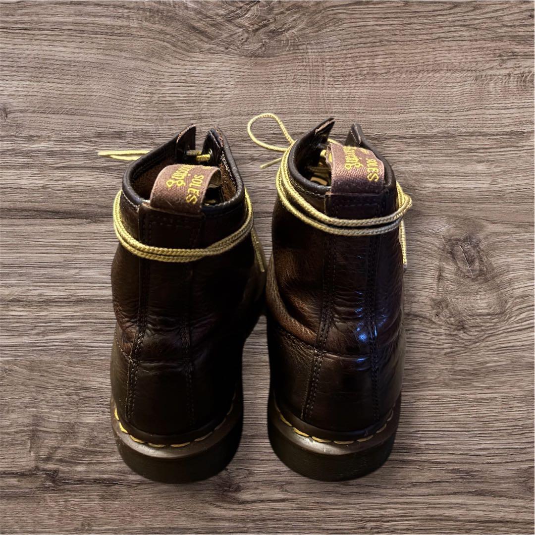 Dr.Martens 8ホール ブラウンブーツ