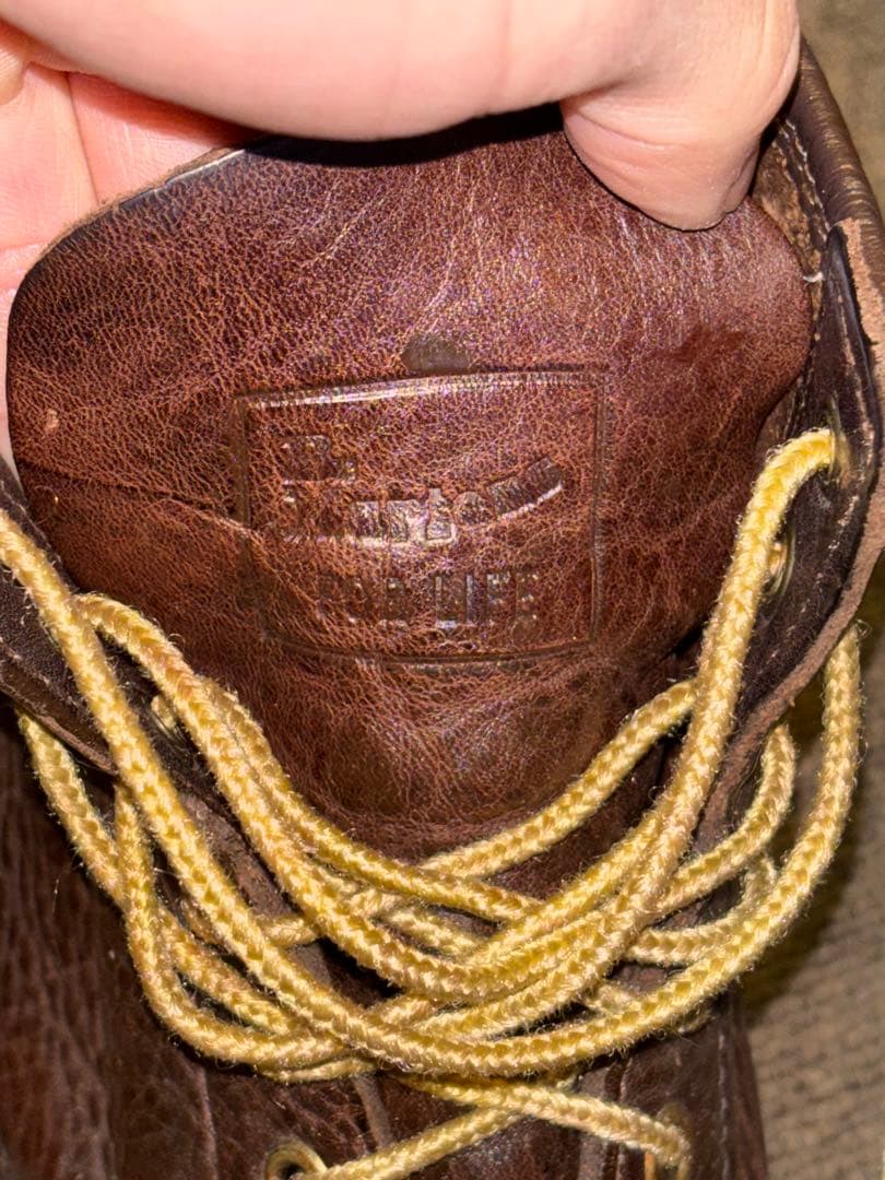 Dr.Martens 8ホール ブラウンブーツ