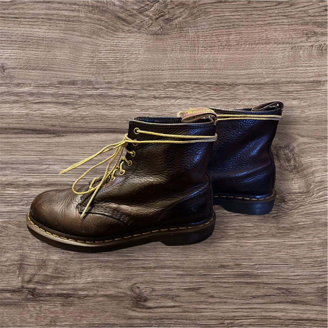 Dr.Martens 8ホール ブラウンブーツ
