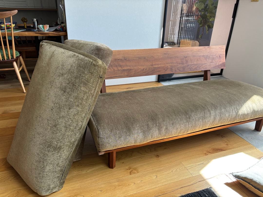 SOLID FURNITURE STORE 2.5人掛けソファ ウォールナット