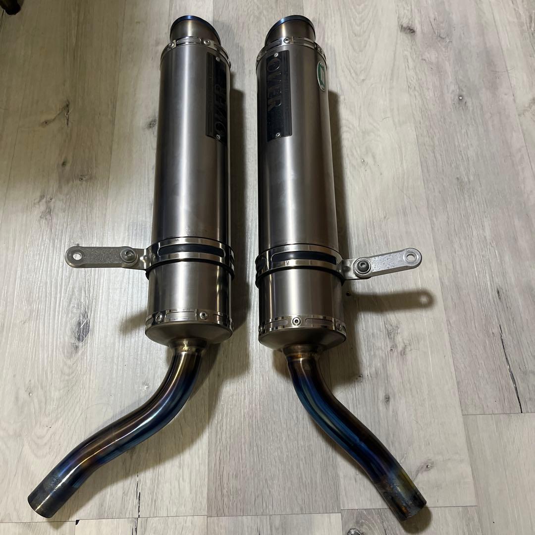 トライアンフ　ストリートトリプル　マフラー