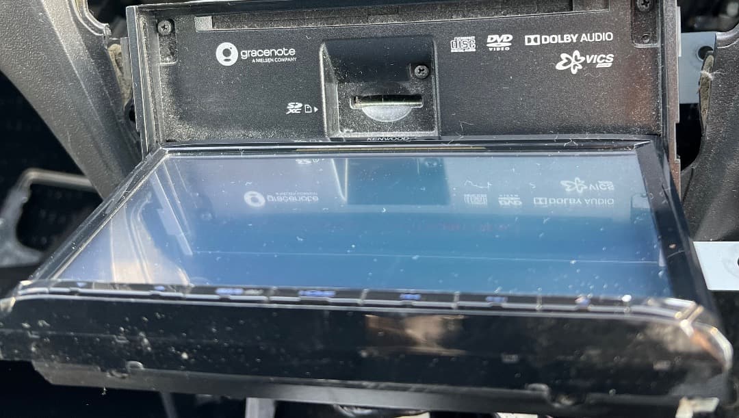 ケンウッド MDV-S707 ナビ フルセグ。地図データ2019年版