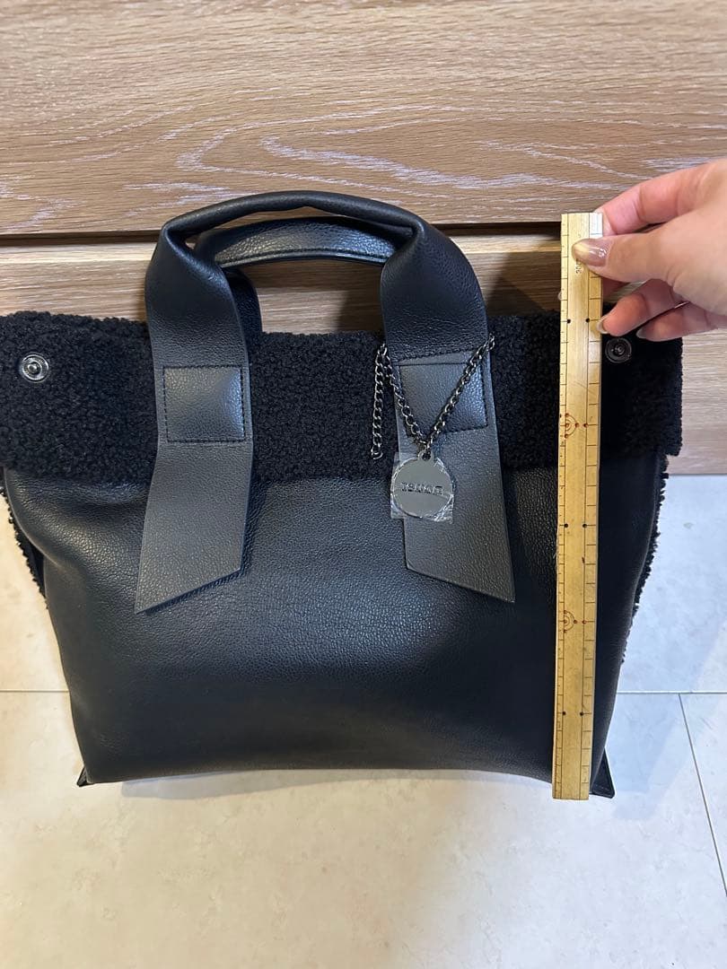 【新品未使用】nuer ヌエール 2WAY 柔らかボア レザー トート 黒