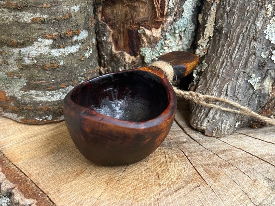 suns wood 手彫り　ククサ　白樺　漆塗り　ソロキャン　一点もの　野営