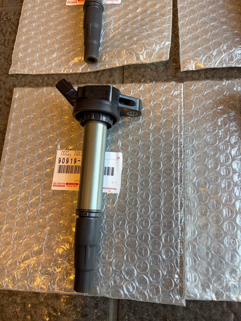 トヨタ純正　イグニッションコイル ４本セット　　品番90919-02258