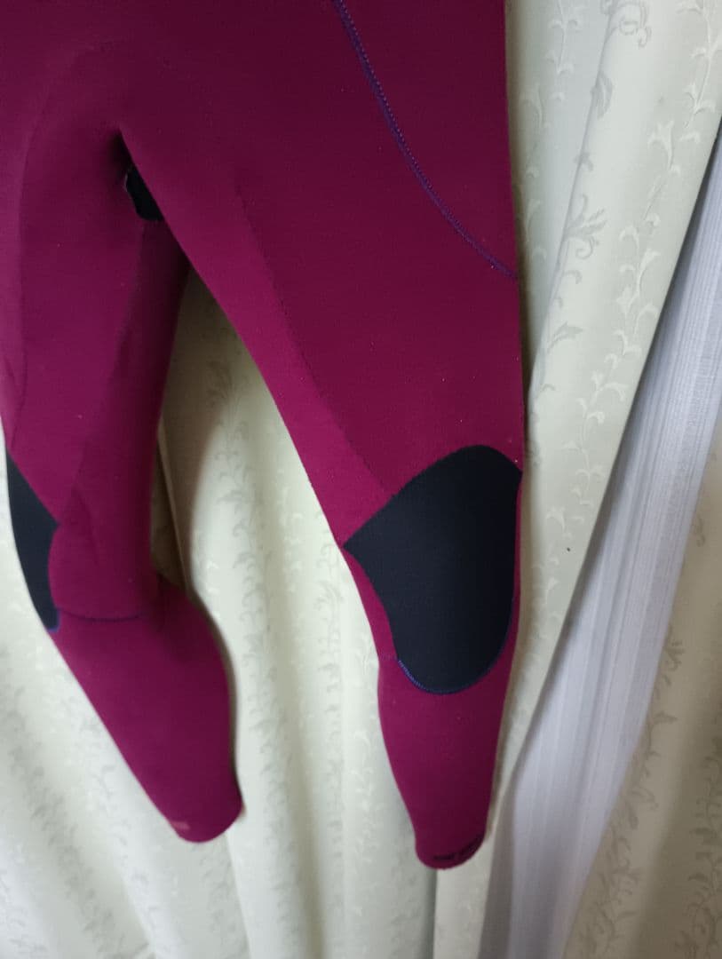 【セミドライ　ウエットスーツ】エアタイト　Mサイズ