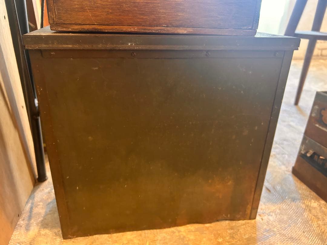 最終値下げヴィンテージ金属製収納ボックス