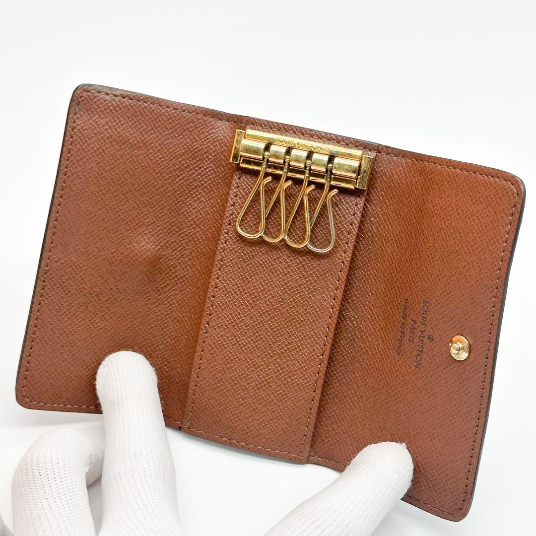 ルイヴィトン ミュルティクレ 4 モノグラム キーケース ブラウン コンパクト