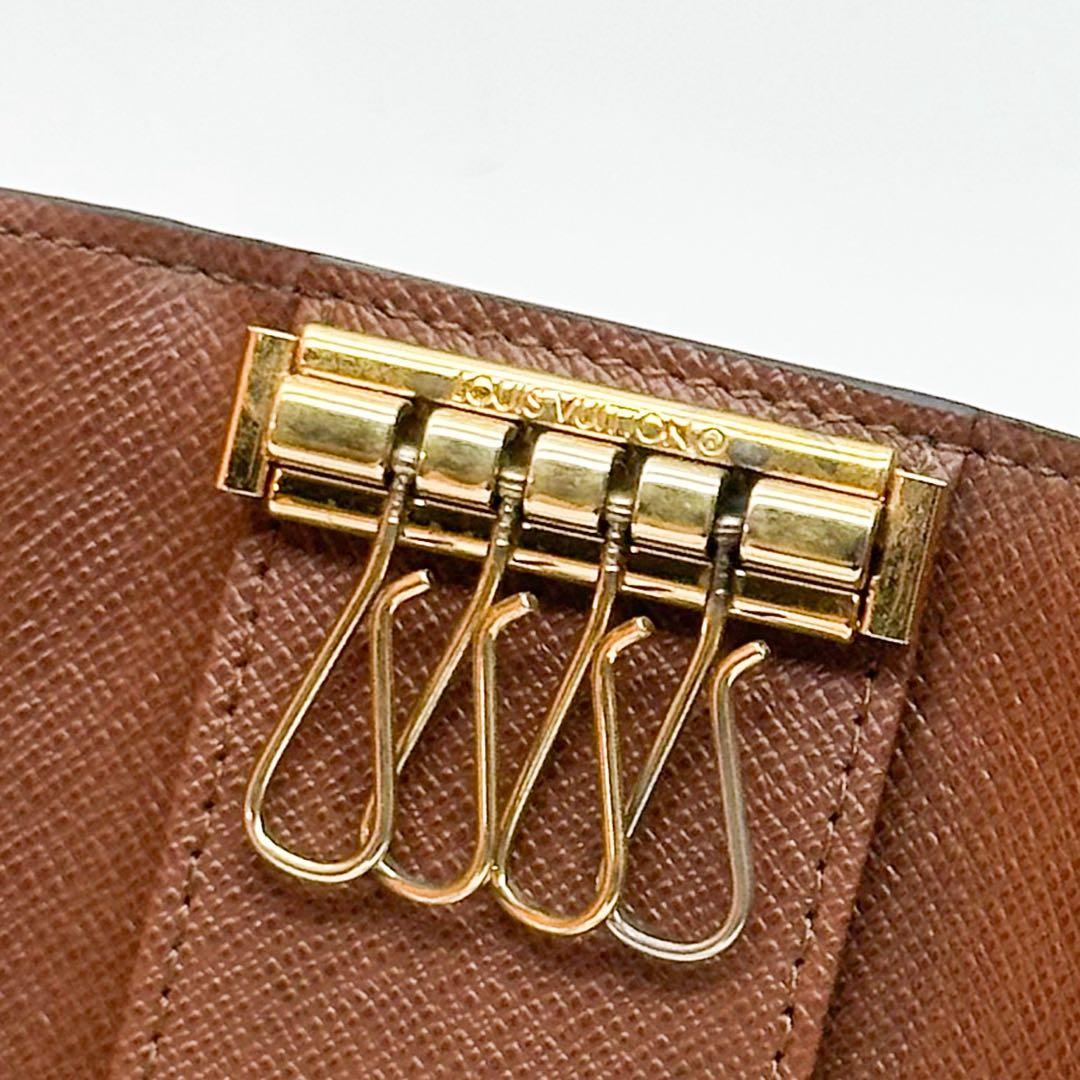 ルイヴィトン ミュルティクレ 4 モノグラム キーケース ブラウン コンパクト