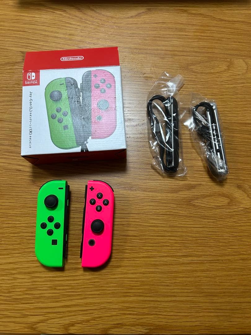 Nintendo Switch 本体　コントローラー2セット