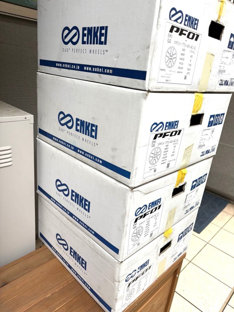 日産オーラ 純正アルミホイール4本セット 送料込み