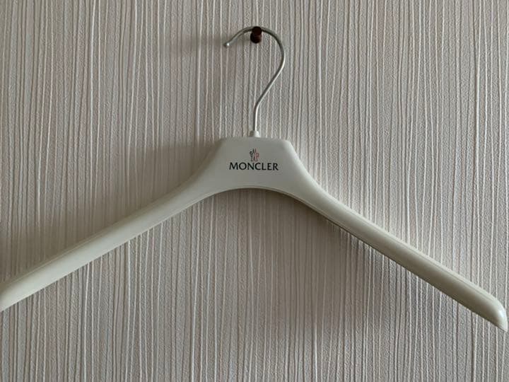 モンクレール　ダウンジャケット　キッズ6A