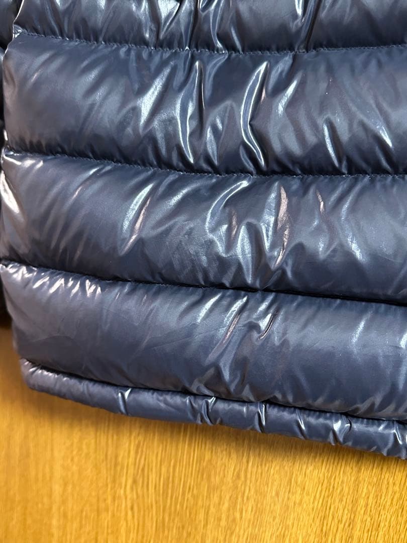 モンクレール　ダウンジャケット　キッズ6A