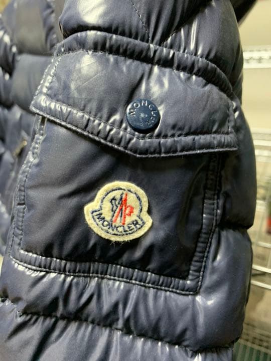 モンクレール　ダウンジャケット　キッズ6A