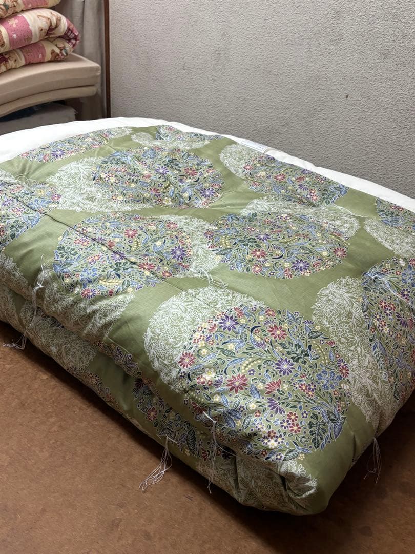 掛け布団　シングル　春秋用軽め