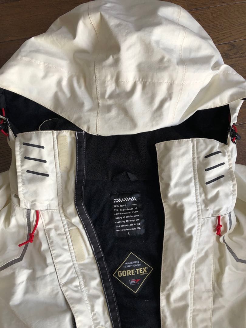 ダイワDW-1304 上下　ゴアテックス(R) ハイロフト ウィンタースーツ
