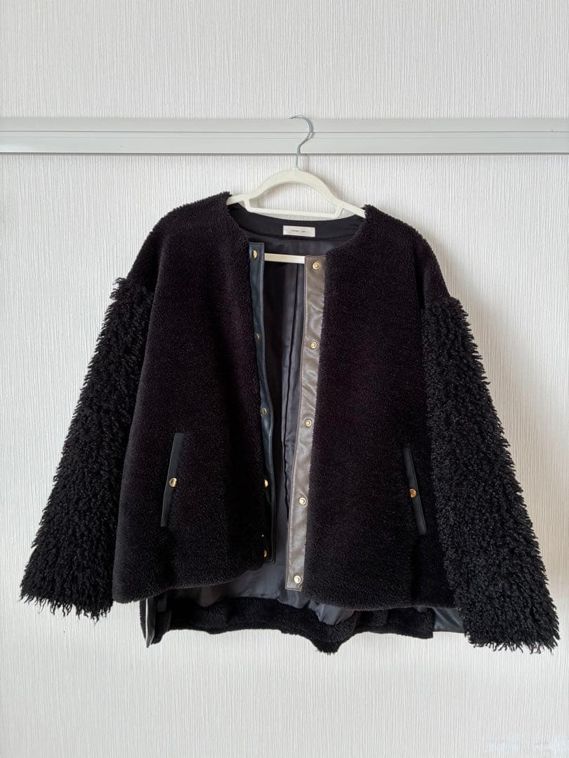 エイミーロウ　ボアコート