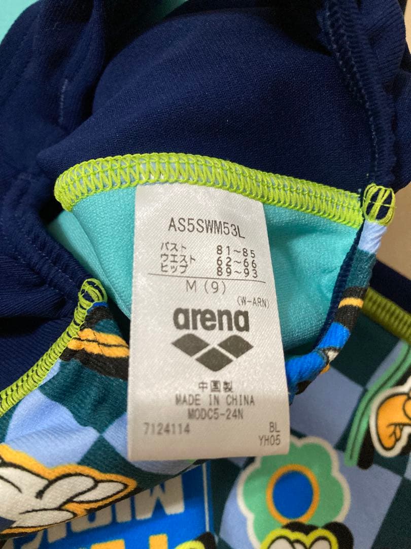 arena タフスーツ水着　ミッキー　サイズM 新品同様