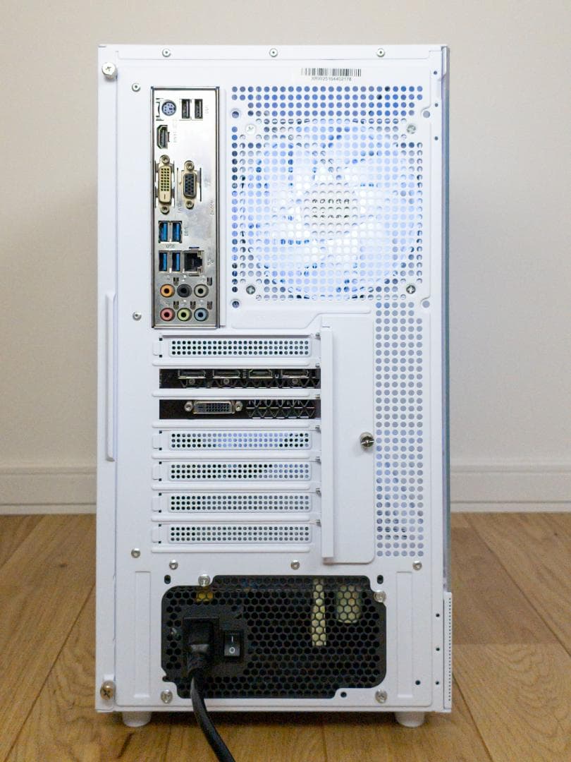 白ゲーミングPC GTX1060 6G / i7-4790 / SSD480GB