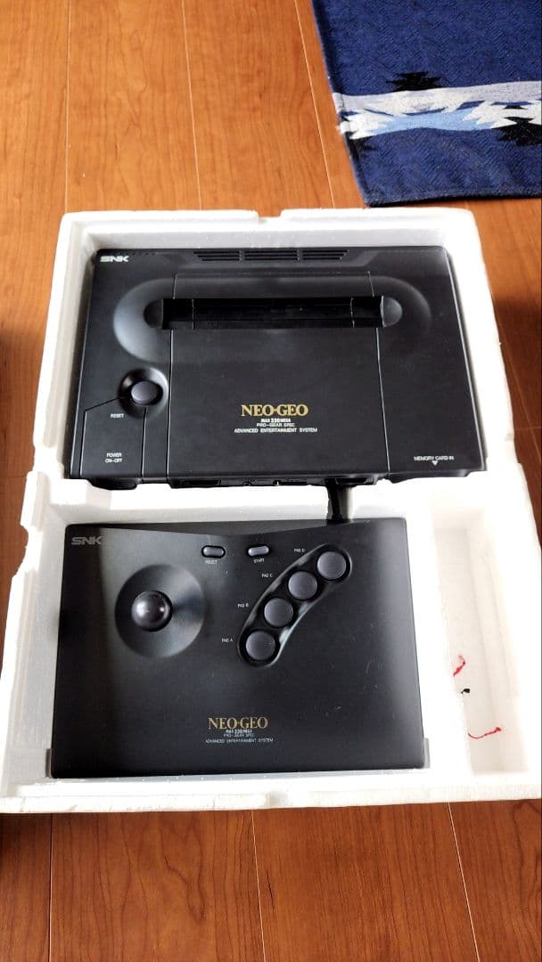 ネオジオ　本体