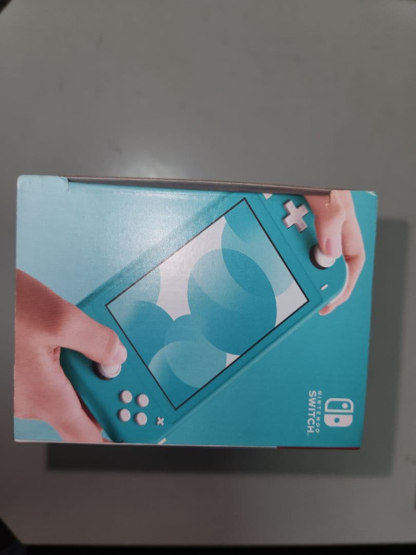 Nintendo Switch Lite ターコイズ　 カッセト3本