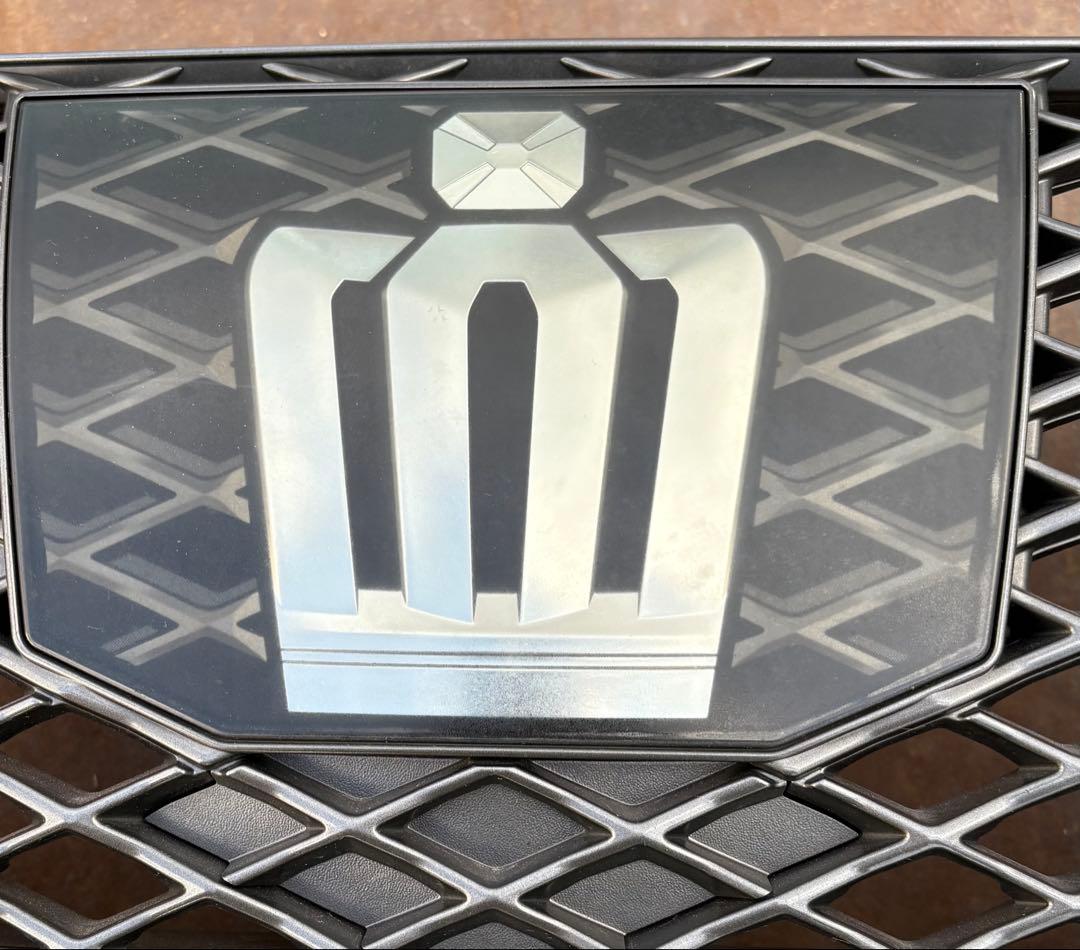 210クラウンアスリート フロントグリル