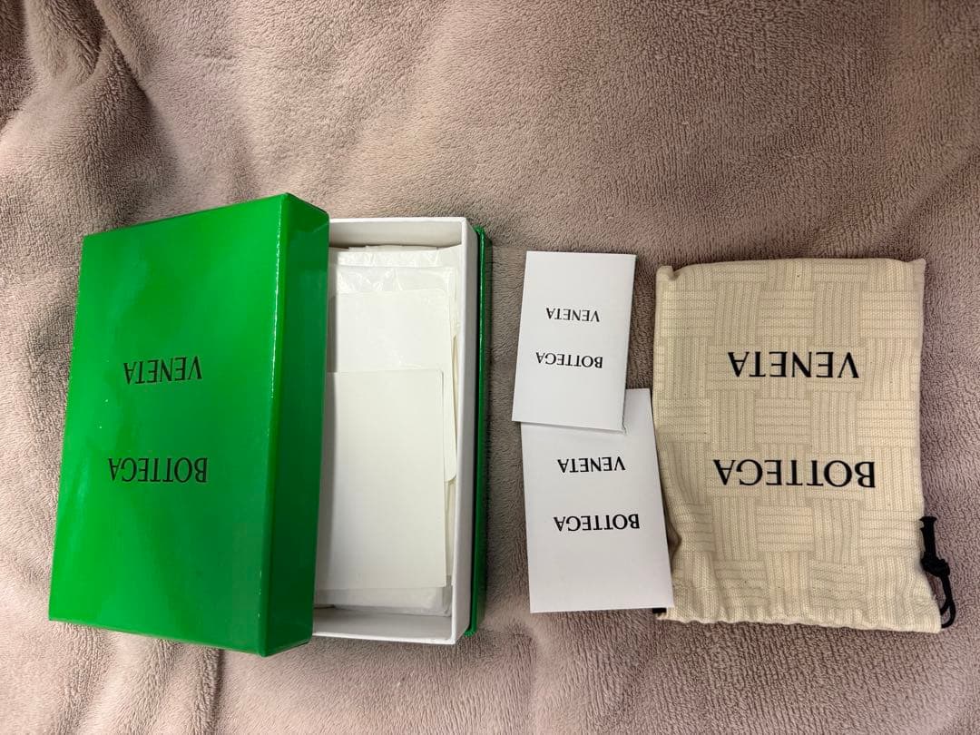 おまけ付き BOTTEGA VENETA ボッテガ ヴェネタ 二つ折りウォレット