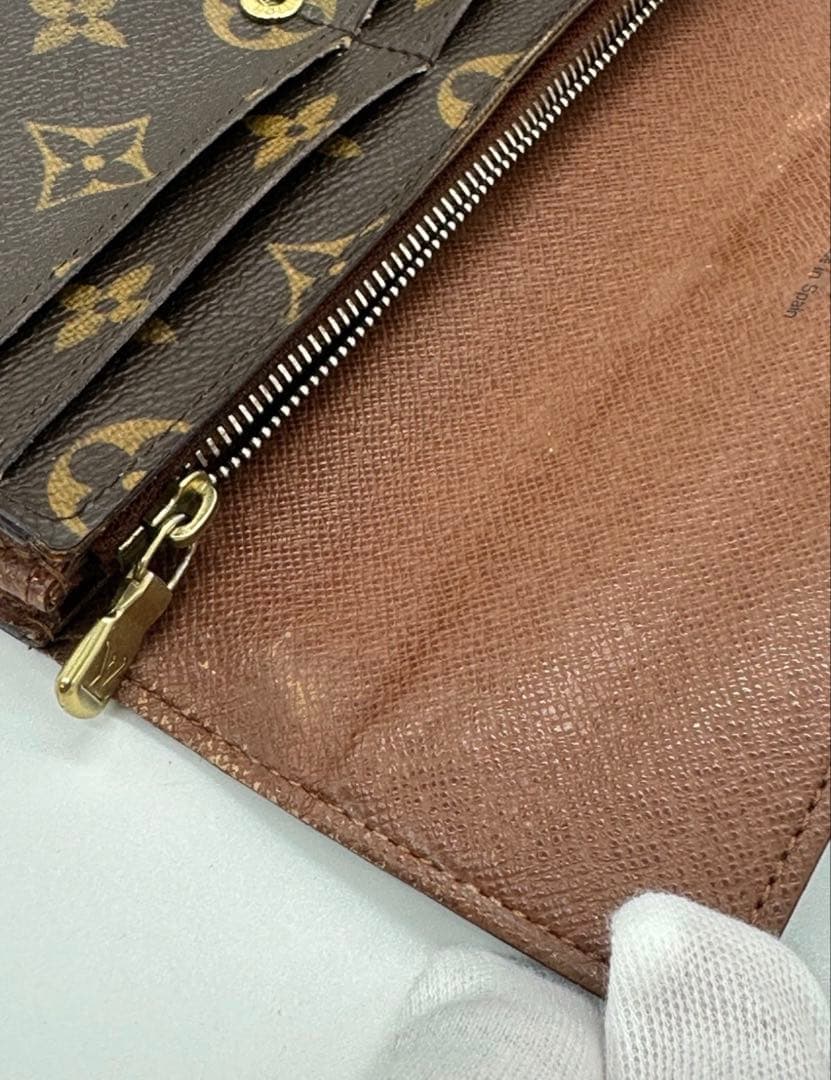 ルイヴィトン ポルトフォイユ サラ モノグラム 長財布 カード入れ10枚