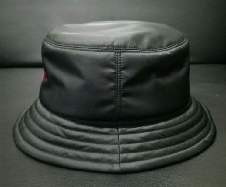 【美品】vivienne westwood バケットハット オーブロゴ 黒