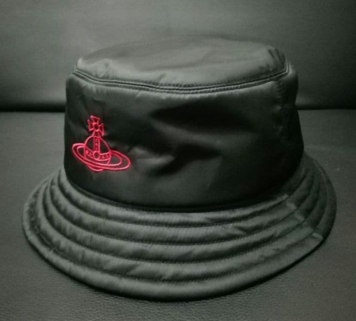 【美品】vivienne westwood バケットハット オーブロゴ 黒