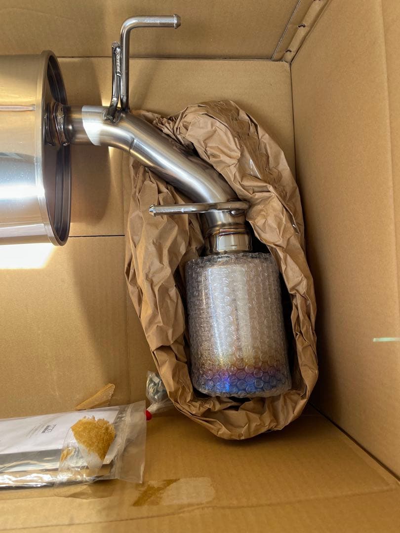 トヨタ86 ZN6用ＨＫＳ製マフラー未使用