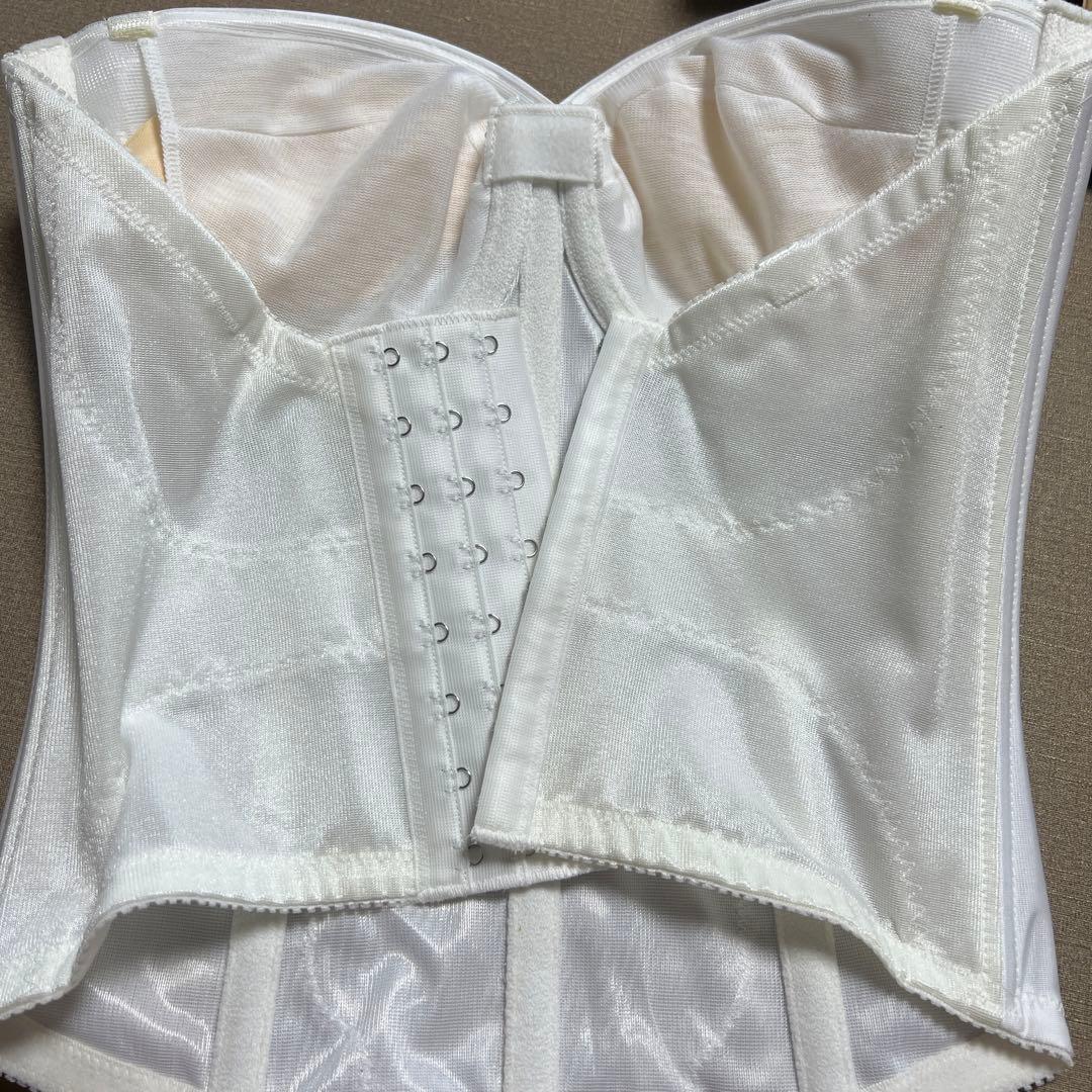 タカミブライダル　美品　D70サイズ