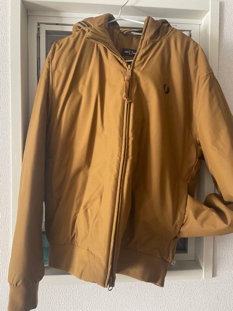 Fred Perry フード付きブラウンジャケット