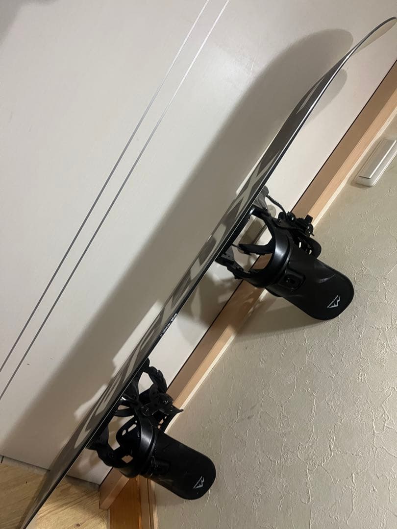 女性専用設計！オールラウンド、グラトリボード！FLUX TL 141cm バイン