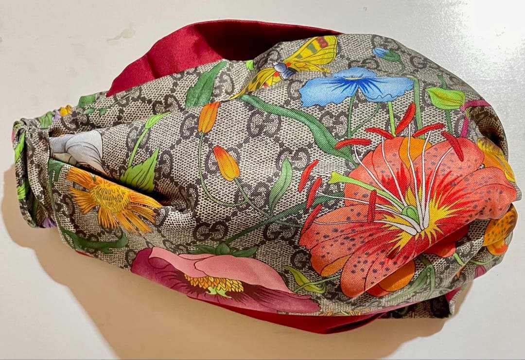 グッチ 花柄 ヘアバンド