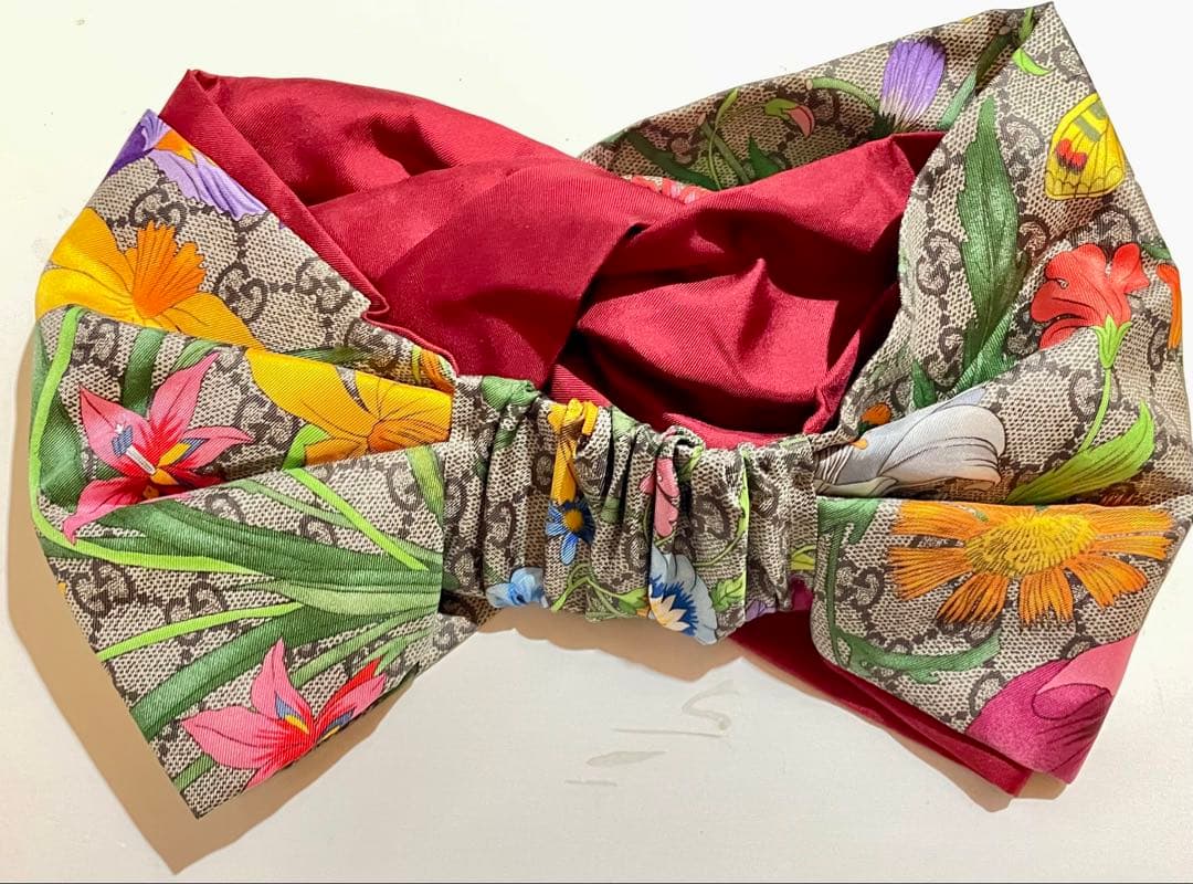 グッチ 花柄 ヘアバンド