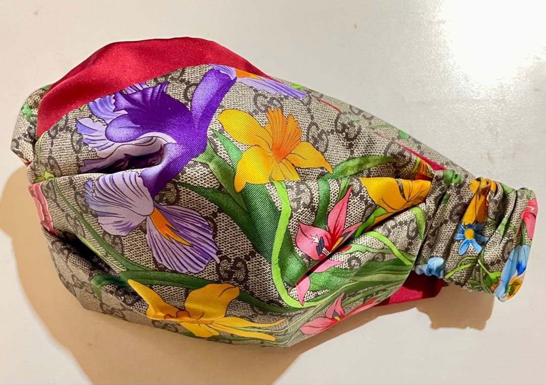 グッチ 花柄 ヘアバンド