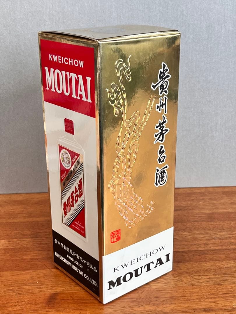 MOUTAI 500ml 43% アルコール グラス付き